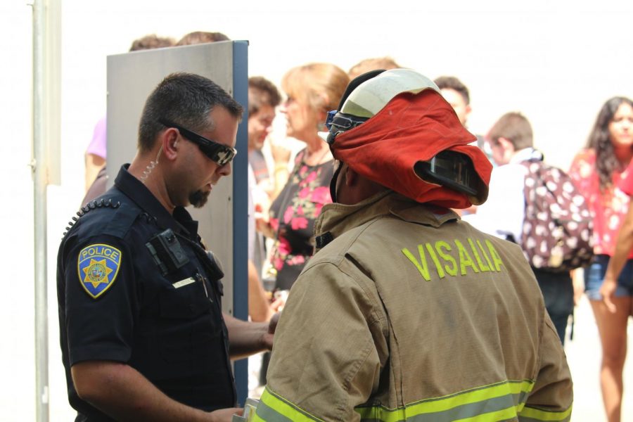COS+district+police+office+Duke+Hettick+meets+with+the+Visalia+Fire+Department+outside+of+the+Sierra+building.