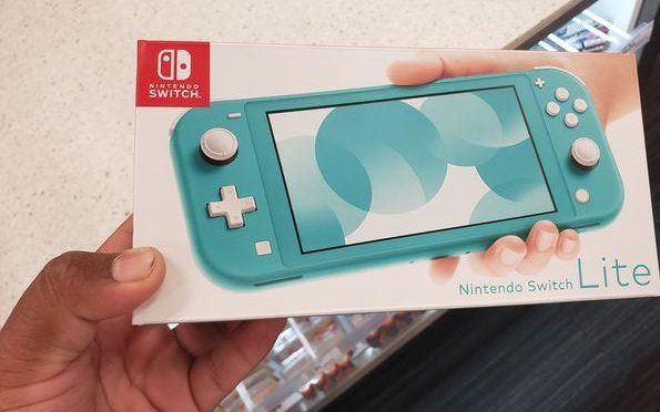 The new Nintendo Switch lite in all of it's teal glory